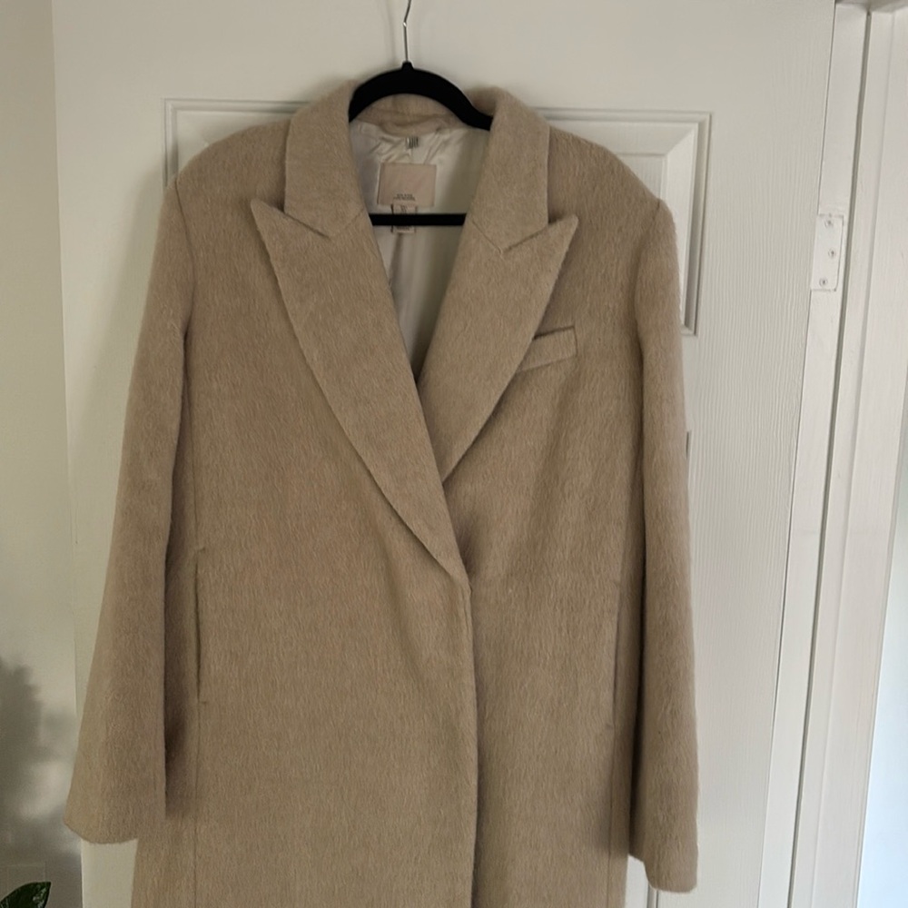 H&M Manteco Wool Coat